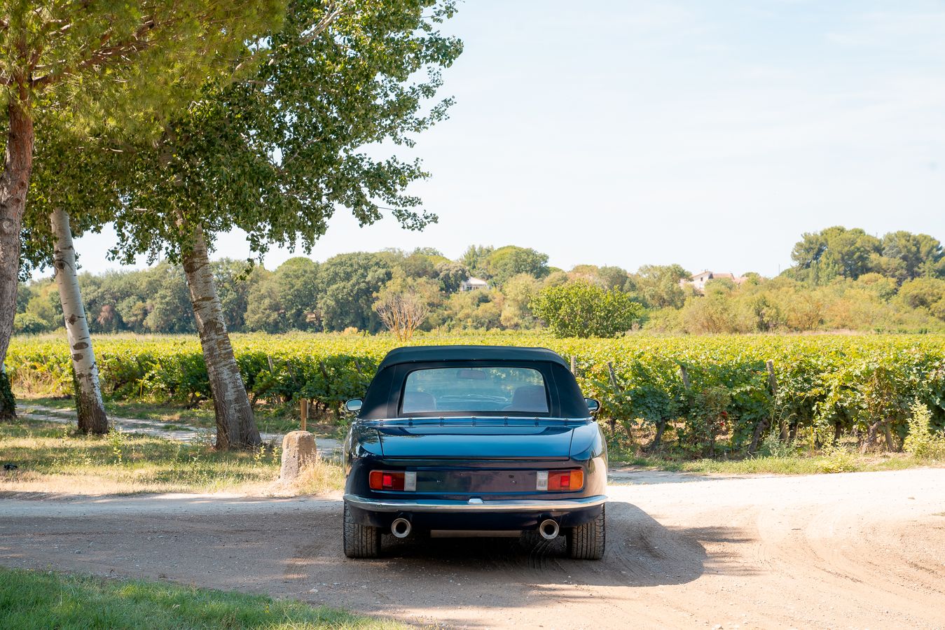 Jensen Interceptor-104.jpg